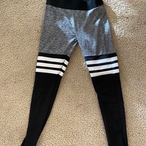 Bombshell Leggings
